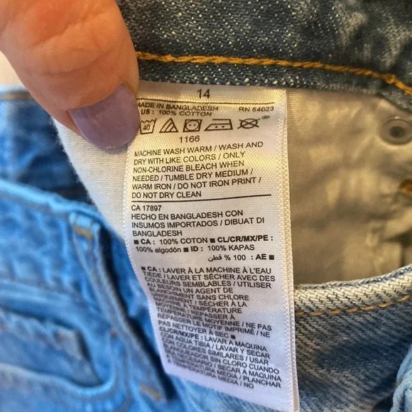 Old Navy Women’s Shorts Denim O.G. high Rise 14 NWT - Picture 8 of 8